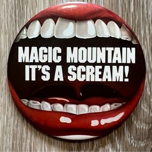 Magic Mountain It’s A Scream Vintage Pinback Button